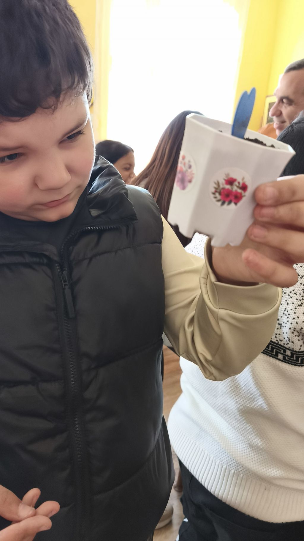 Практическа инициатива на тема „Засаждам свое цвете – пролетна магия“ 7